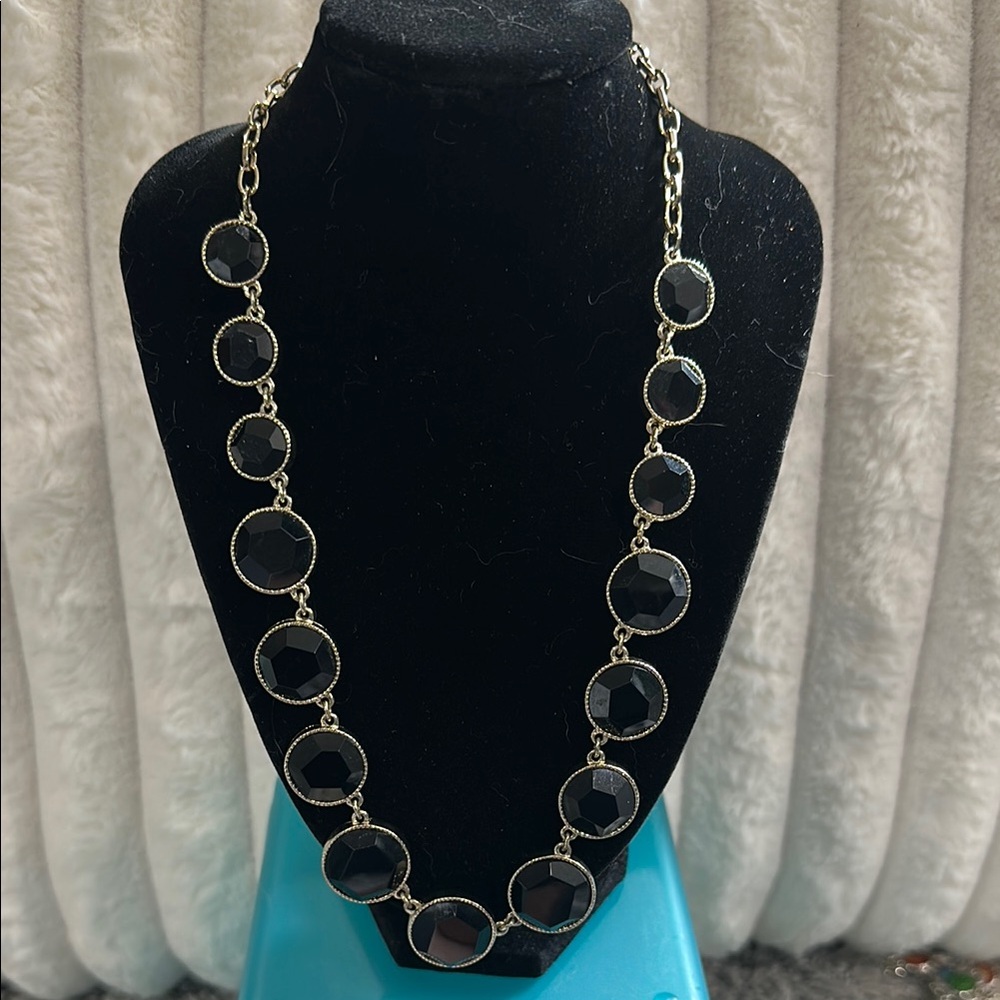 Elegant vintage Black reversible necklace The Limited